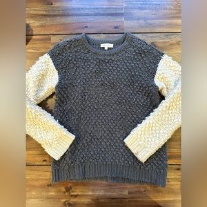 Two by Vince Camuto heavy knit sweater